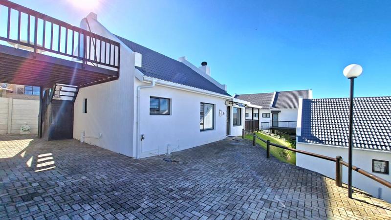2 Bedroom Property for Sale in Tergniet Western Cape